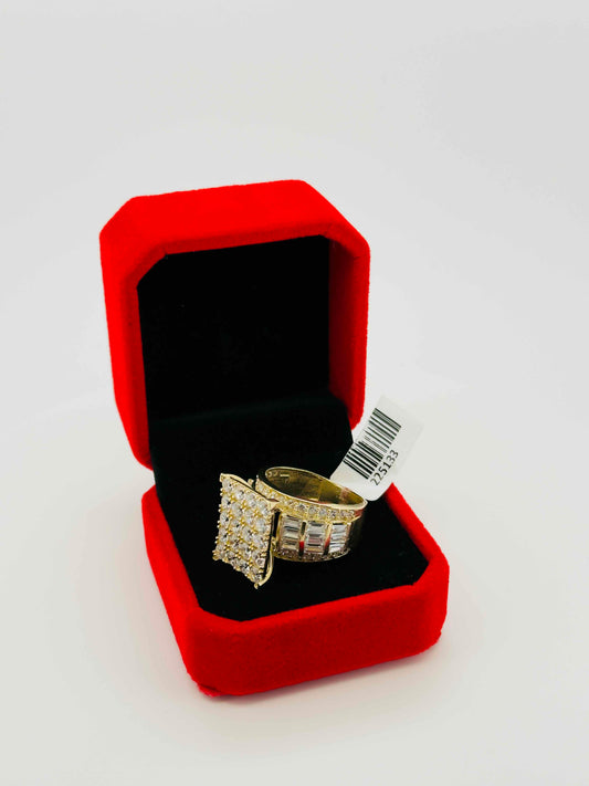 Engagement ring 10k